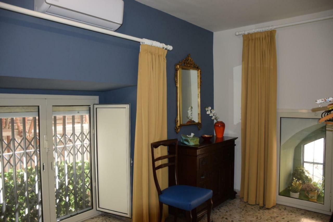 Casa Famoso Villa Catania-Fontanarossai nemzetközi repülőtér Kültér fotó